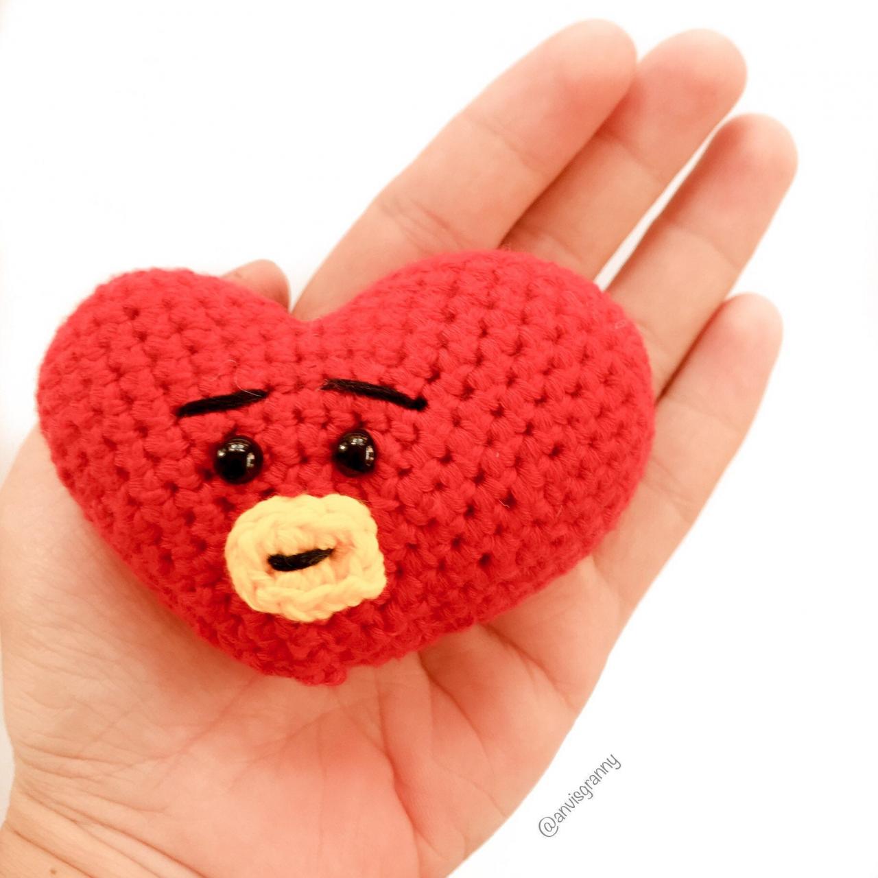 PDF Crochet pattern - Mini Tata BTS BT21 Korean band, cute heart shape keychain and ornament amigurumi tutorial (English)